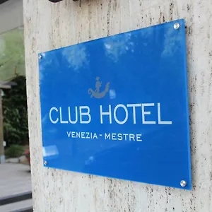 Hotel Club ***
